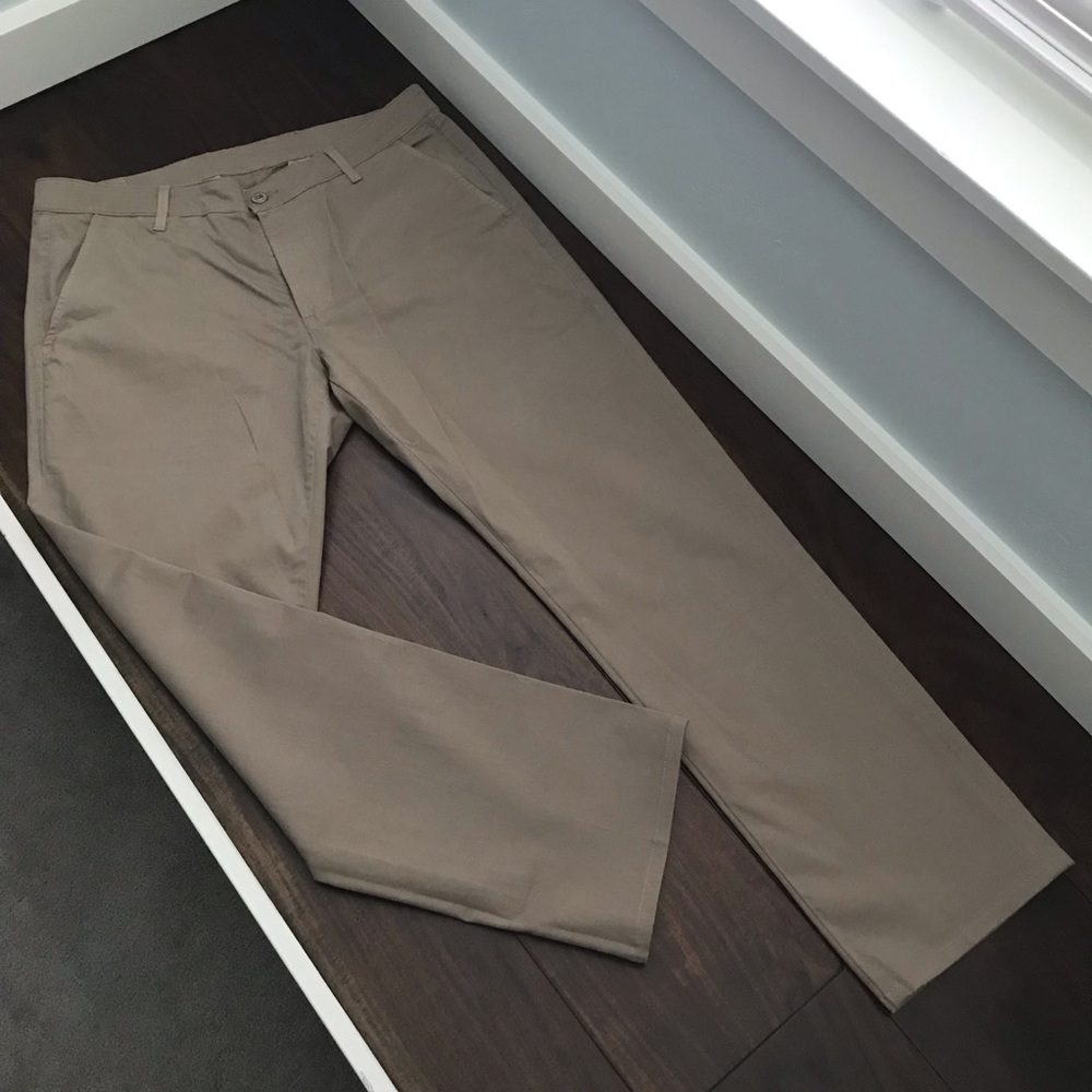 AG The lux khaki pants